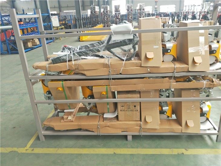 1.5t 2t Half Electric Manual Pallet Jack Forklift suppliers